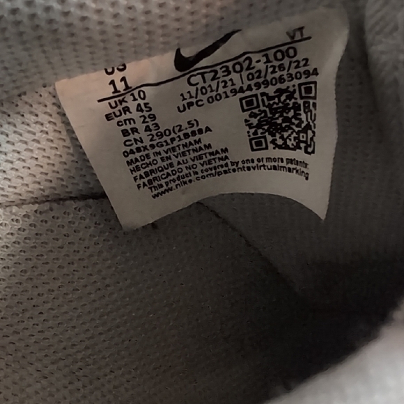 Nike Air Force 1 White and Black Sneakers - Picture 5 of 8